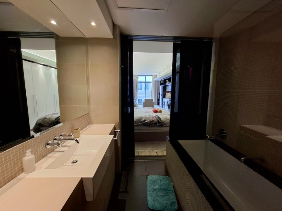 1 Bedroom Property for Sale in Cape Town City Centre Western Cape
